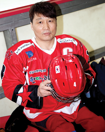 “저는 어릴 때부터 장애인으로 살다 보니까 하지 못했던 것이 많아요. 그런데 썰매에 앉으면 똑같아요. 모두가 동등하잖아요. 나와 네가 똑같은 조건이라는 것, 어쩌면 내가 더 잘할 수 있는 것이 굉장히 매력적이에요.”