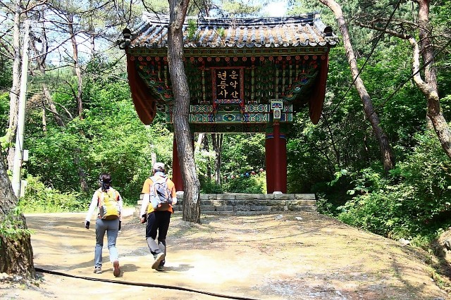 여름산이 가진 매력, 경기도의 산 운악산