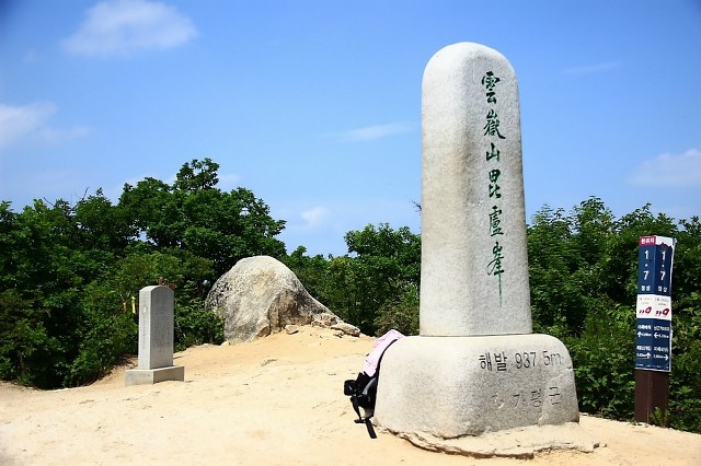 여름산이 가진 매력, 경기도의 산 운악산