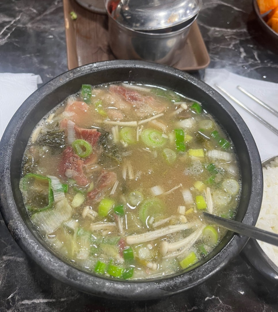 유치회관 해장국