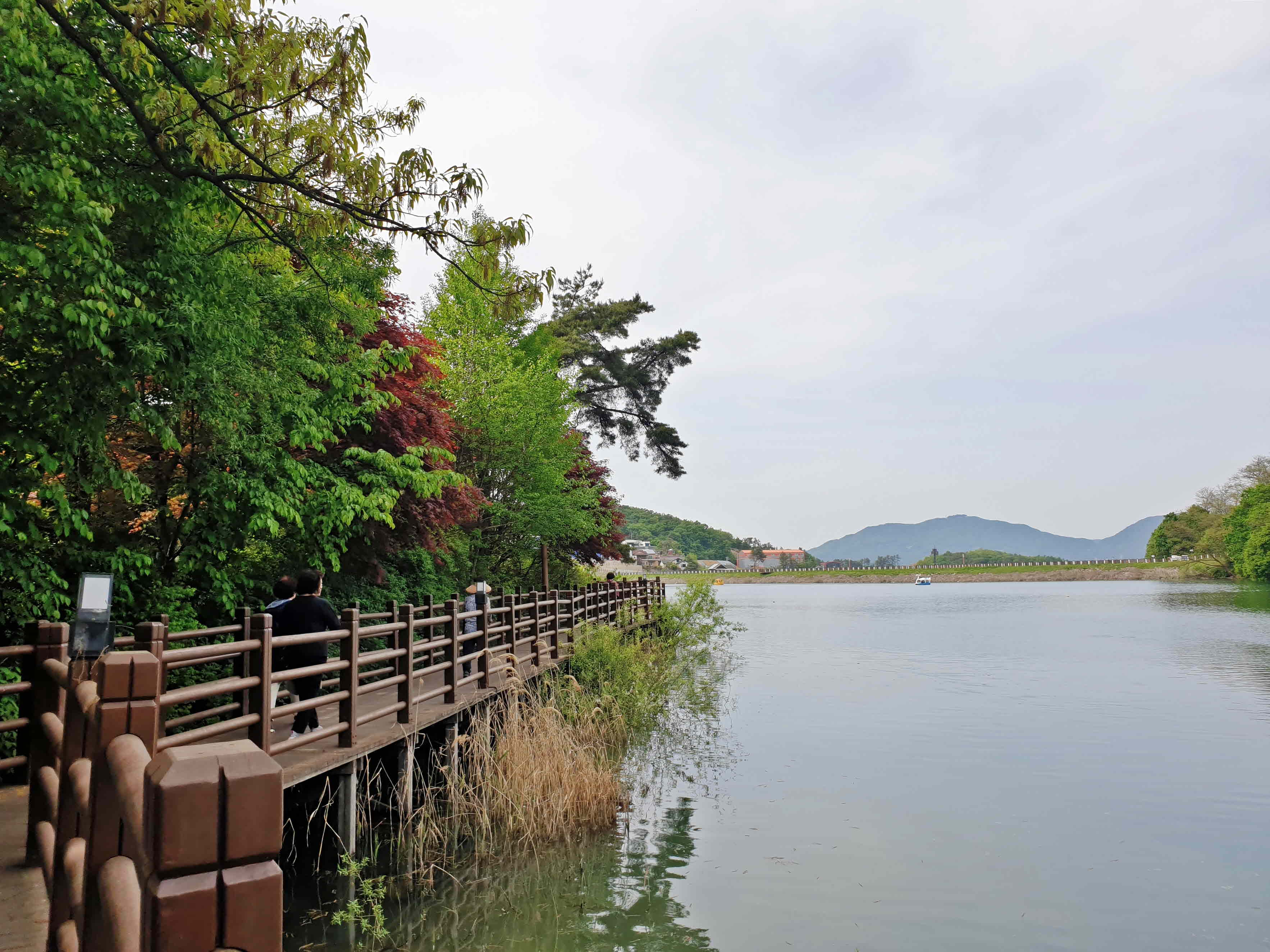 고모호수공원 2.6km 둘레길 산책로