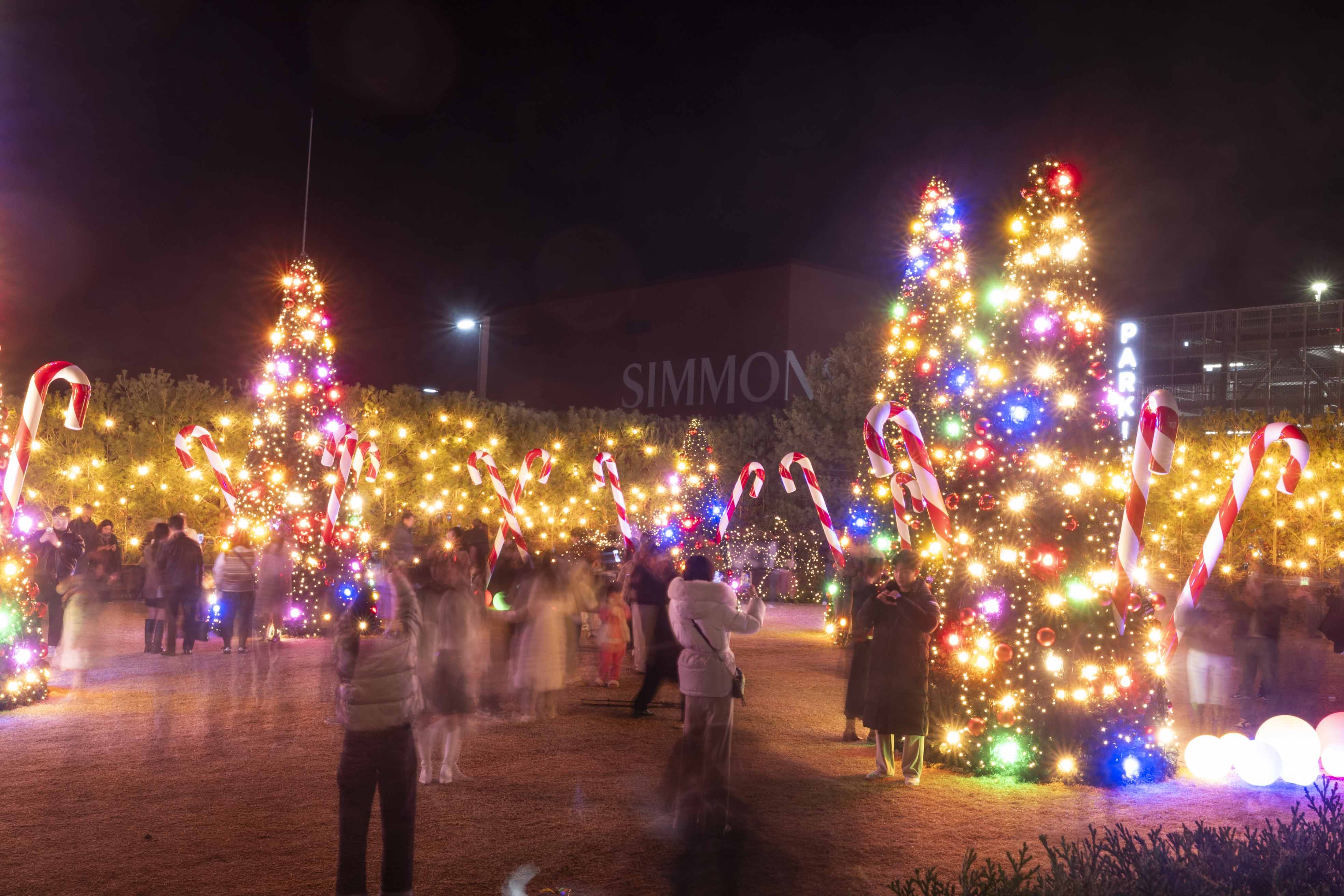 경기도 이천 복합문화공간 시몬스 테라스에서는 올해도 크리스마스 트리를 비롯한 다양한 볼거리를 제공하고 있다. 자료사진. @ 경기도청