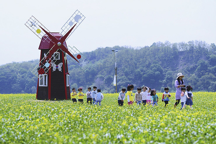 경기관광공사는 4일 가볍게 다녀올 수 있는 봄나들이로 제격인 경기도 대표 4월 봄꽃 여행지들을 소개했다.