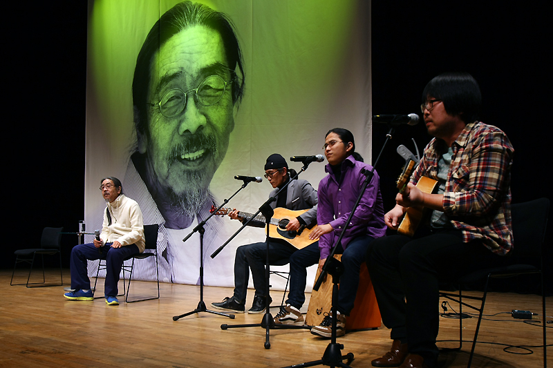 이외수 작가 강연과 더불어 철가방 프로젝트의 공연이 진행됐다.