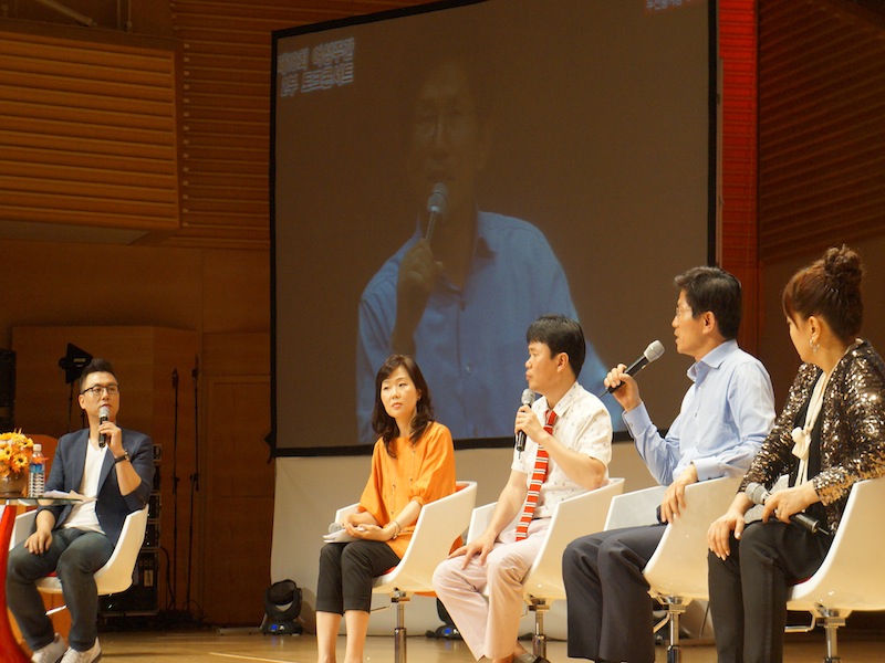 김문수 경기도지사는 현장에서 도민들의 의견에 즉각적으로 답변을 제시했다.