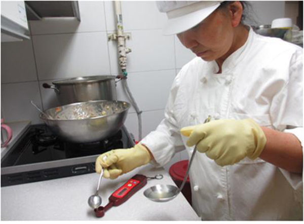 경기도, ‘나트륨 줄이기’ 참여 어린이집 식단 염도 점검 이미지