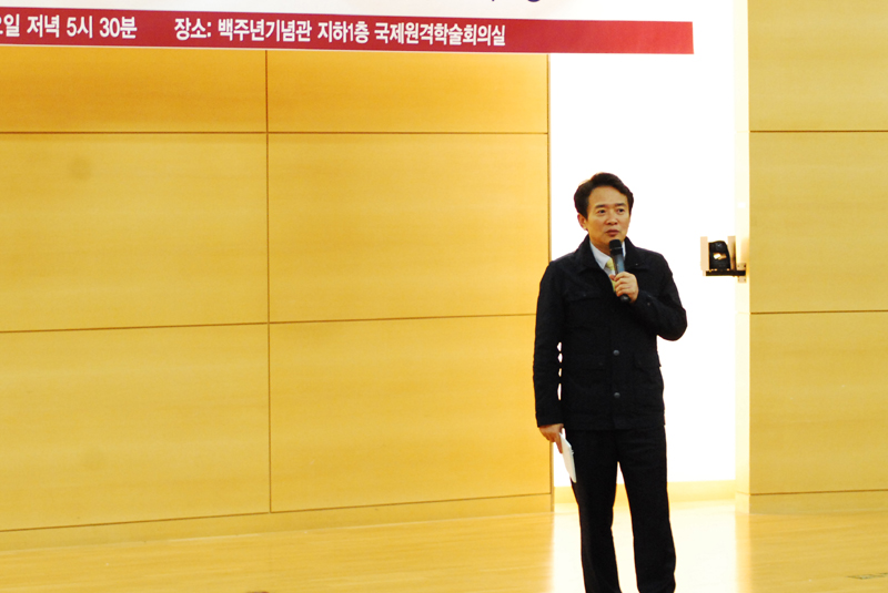남경필 지사는 4일 오후 서울 고려대에서 진행된 글로벌 리더십 특강에서 ‘리더의 역할과 특징’을 주제로 강연했다.