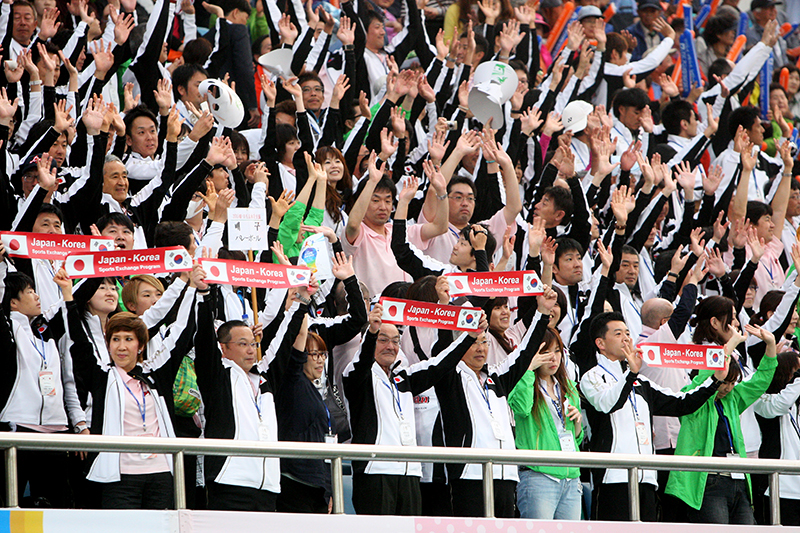 이번 대축전에서는 일본선수단 195명이 농구, 배구 등 10개 종목에 참가해 생활체육을 교류한다.