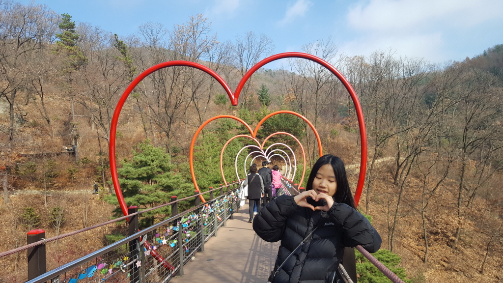 화담8경 중 하나인 약속의 다리