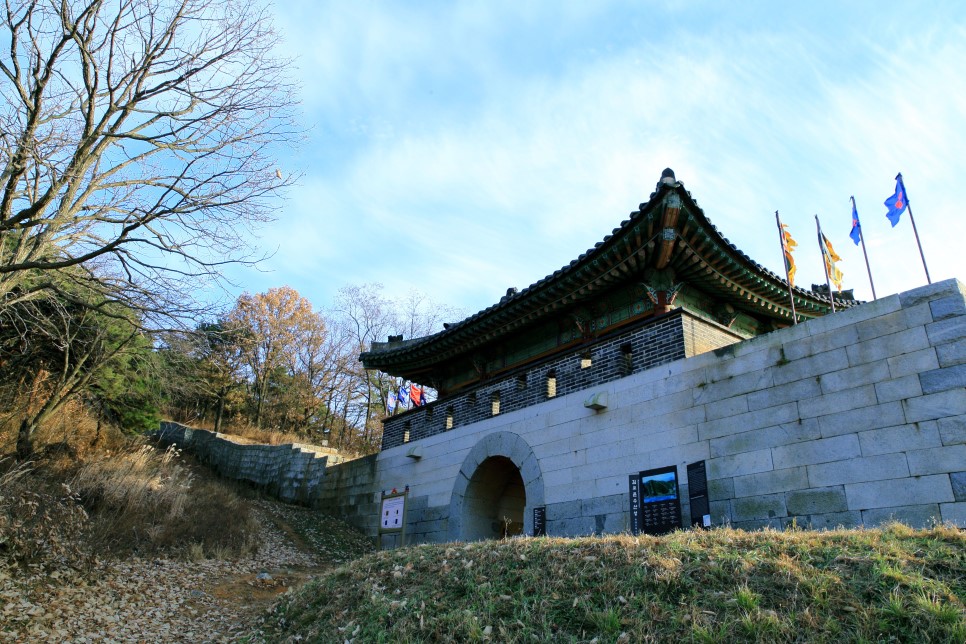 겨울에 올라가 볼만한 김포 문수산성 : 경기도뉴스포털... 경기도뉴스포털 김포 그리고 북한까지 볼 수 있는 곳! 겨울에 올라가 볼만한 김포 문수산성