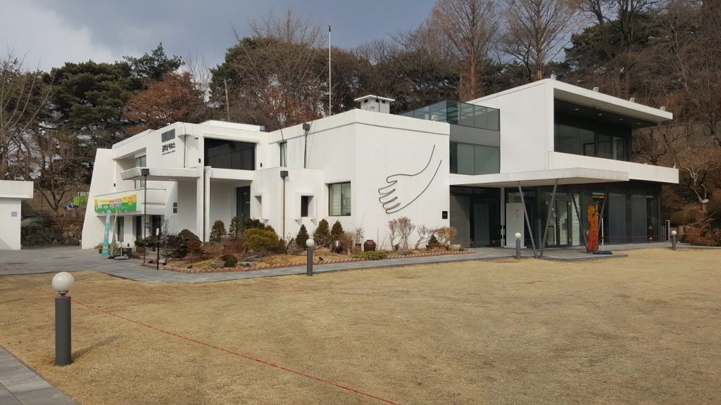 도지사 관사가 도민 위한 굿모닝하우스로 변신 : : 경기도뉴스포털 도지사 관사가 도민 위한 굿모닝하우스로 변신