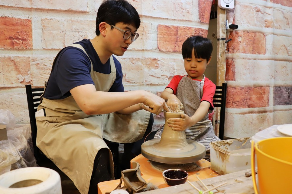 여름방학 아이들과 가볼 만한 곳 추천! 경기도 이천 사기막골 도예촌 도자기 체험