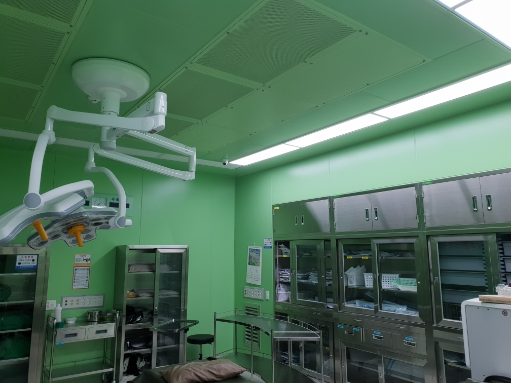 경기도는 지난해 10월 전국 최초로 경기도의료원 안성병원에서 시범 운영한 수술실 CCTV를 올해 5월부터 도 의료원 산하 6개 병원으로 확대했다.