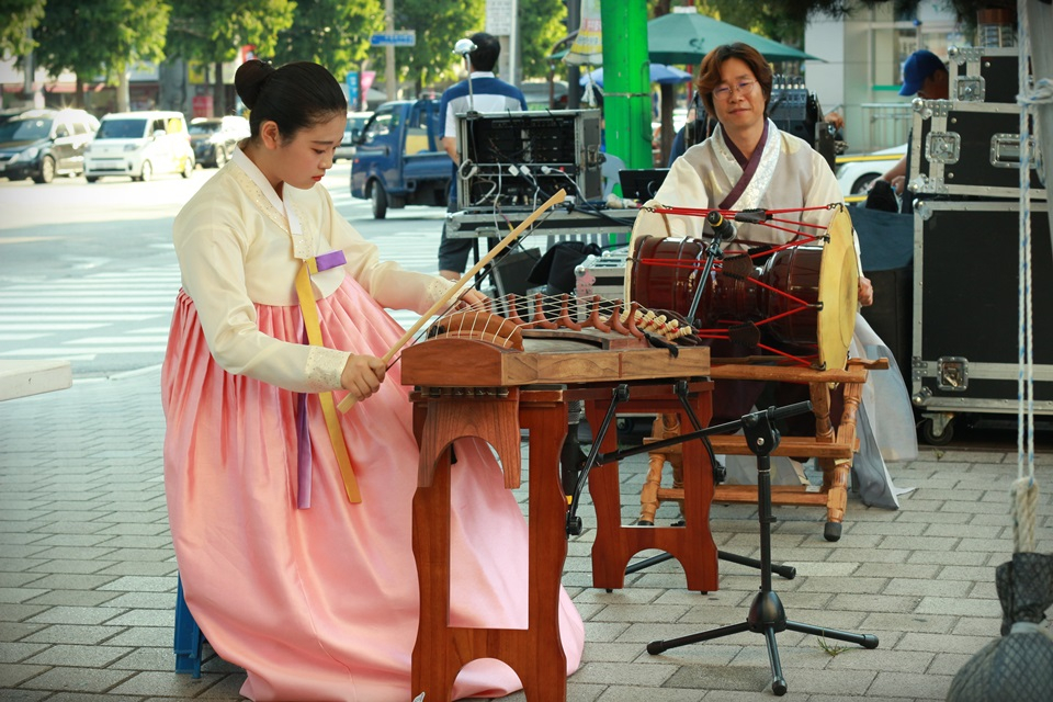 일상의 쉼표! 지역 주민들과 함께하는 성남 우리동네 문화예술 축제