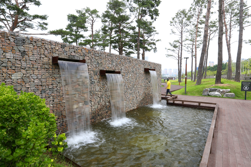 동탄호수공원은 지난 ‘2019 대한민국 국토 대전’ 공원 부문 1위를 차지하기도 했다. 