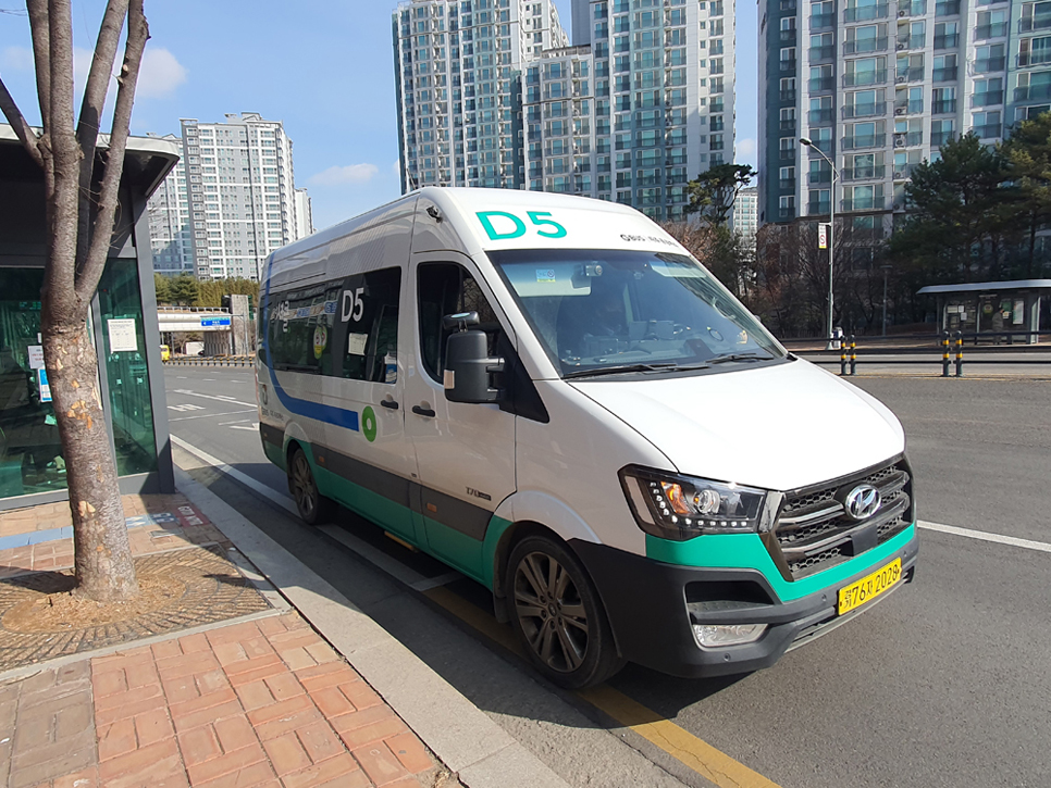 똑타에서 많은 사람에게 인기를 얻고 있는 서비스는 바로 경기도형 수요응답형 교통체계인 ‘똑버스’다.