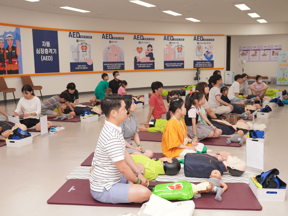 경기도국민안전체험관은 다양한 재난과 사고를 체험하고, 실질적인 대처 방법을 익힐 수 있는 공간입니다.