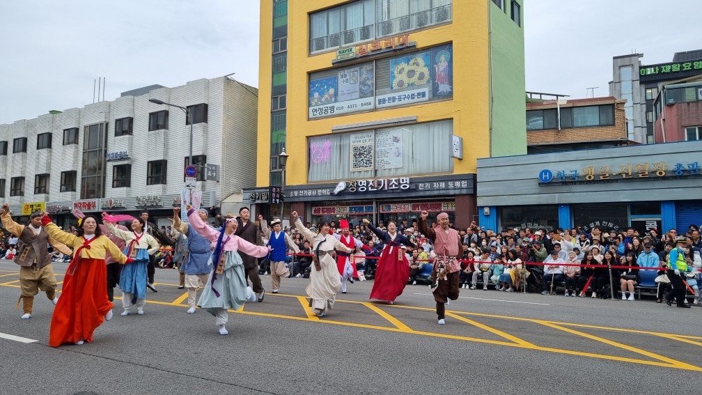 사전공연 중인 춤공연팀