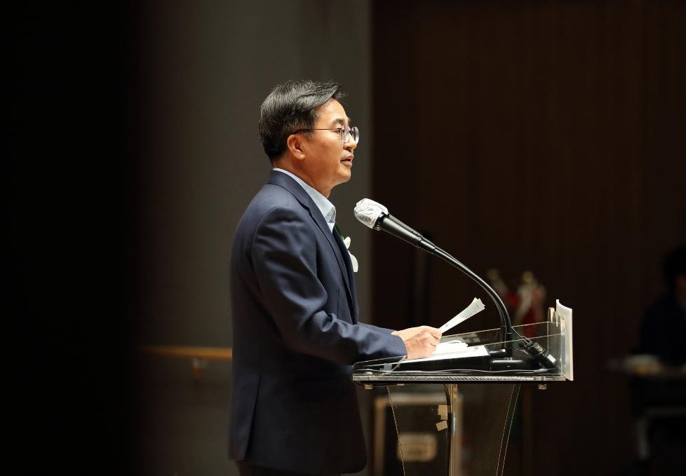 한국을 대표해 세계경제포럼에 참가하는 김동연 지사는 국가 이미지 회복과 대외신인도 제고를 위해 총력을 기울일 계획이다.