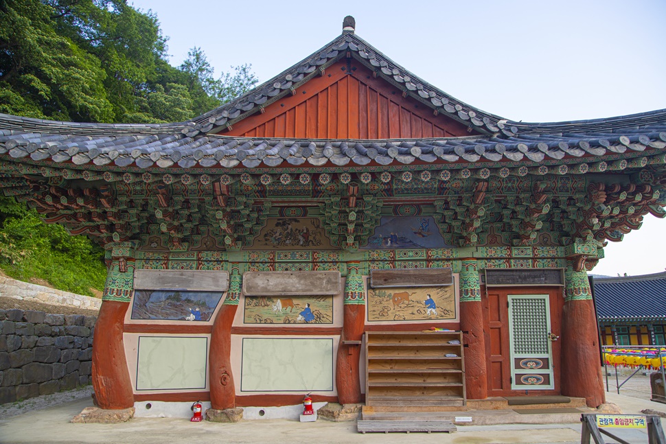 안성 청룡사 자료 사진.