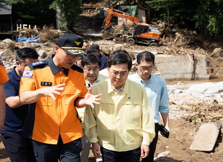 김동연 지사, 가평군 수해현장 재방문…“일상회복지원금 지급 지시!”