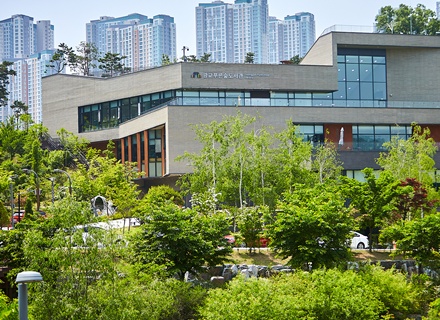 [경기 이색 도서관] ⑦ 광교푸른숲도서관