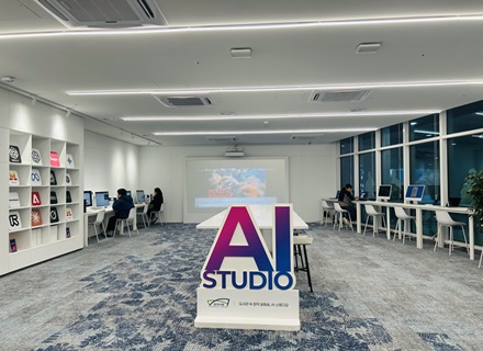  경기도서관, AI로 진화..‘미래형 도서관’으로 탈바꿈  국내 도서관 최초 다양한 AI 기반 서비스 운영