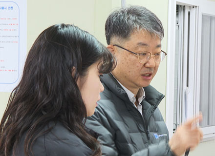 중장년이 온다! 요즘 뜨는 채용 ‘라이트잡’ 