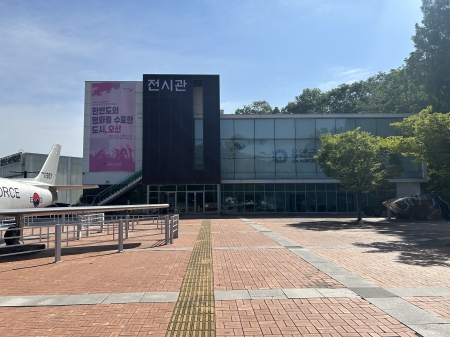“대한민국을 지켜주신 영웅들, 잊지 않고 기억하겠습니다” 호국보훈의 달에 찾은 ‘유엔군 초전기념관’