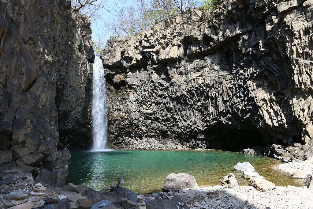 시원한 물줄기와 아름다운 주상절리로 유명한 재인폭포. ⓒ경기뉴스광장 허선량
