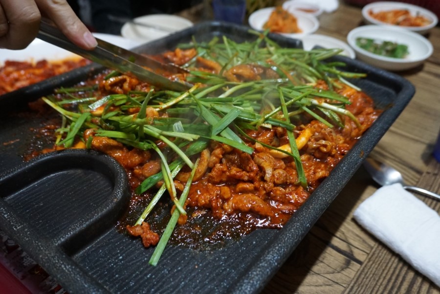 광교산맛집 ## 청화대농원 오리주물럭 매콤하고 지글지글 맛나요. : 기획기사 : 경기도뉴스포털