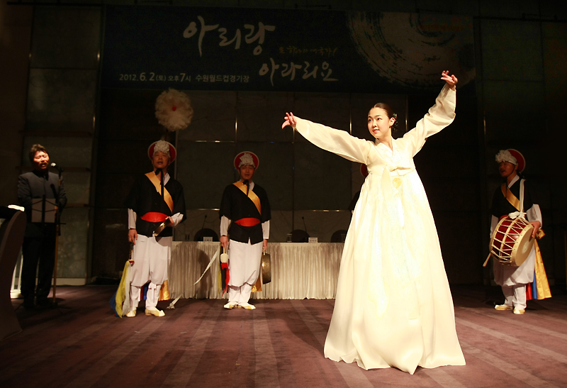 지난 4월 열린 ‘아리랑 아라리요’ 페스티벌 쇼케이스 현장 모습.