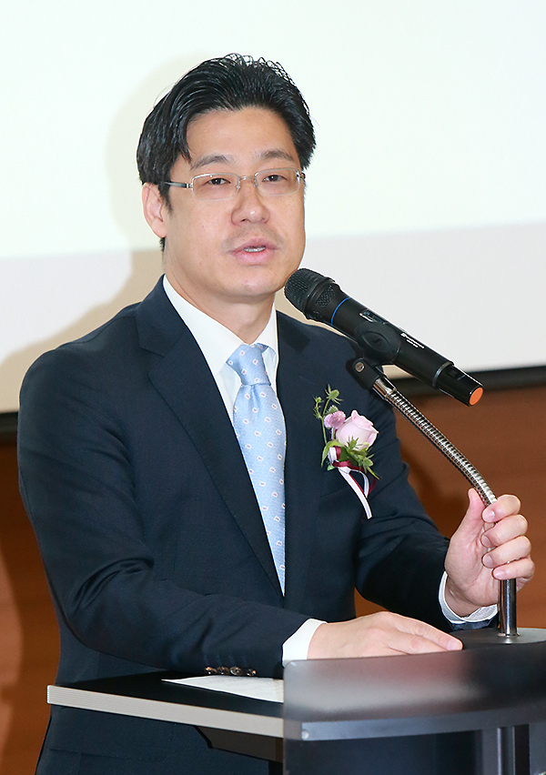 ‘경기도 대학생 창업지원센터’ 개소식에서 오병권 경기도 경제실장이 인사말을 하고 있다.