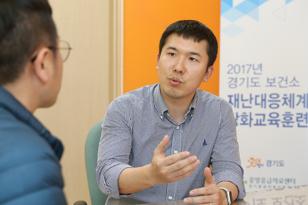 훈련교육을 맡은 김혁훈 아주대 응급의학과 교수는 “재난은 시급을 다툰다. 초동조치 대응에 따라 환자사상이 결정된다. 재난 발생 시, 국내 재난체계에서 보건소가 중추적 역할을 한다”고 말했다.