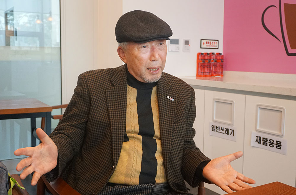 정찬모 한국땅이름학회 부회장은 화성시에 거주하며 지명 연구를 하고 있다.
