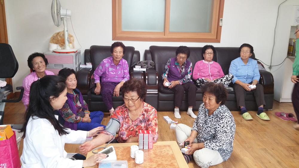 치매의 예방과 관리를 위해서는 다음의 다섯 가지를 기억하는 것이 좋다.
