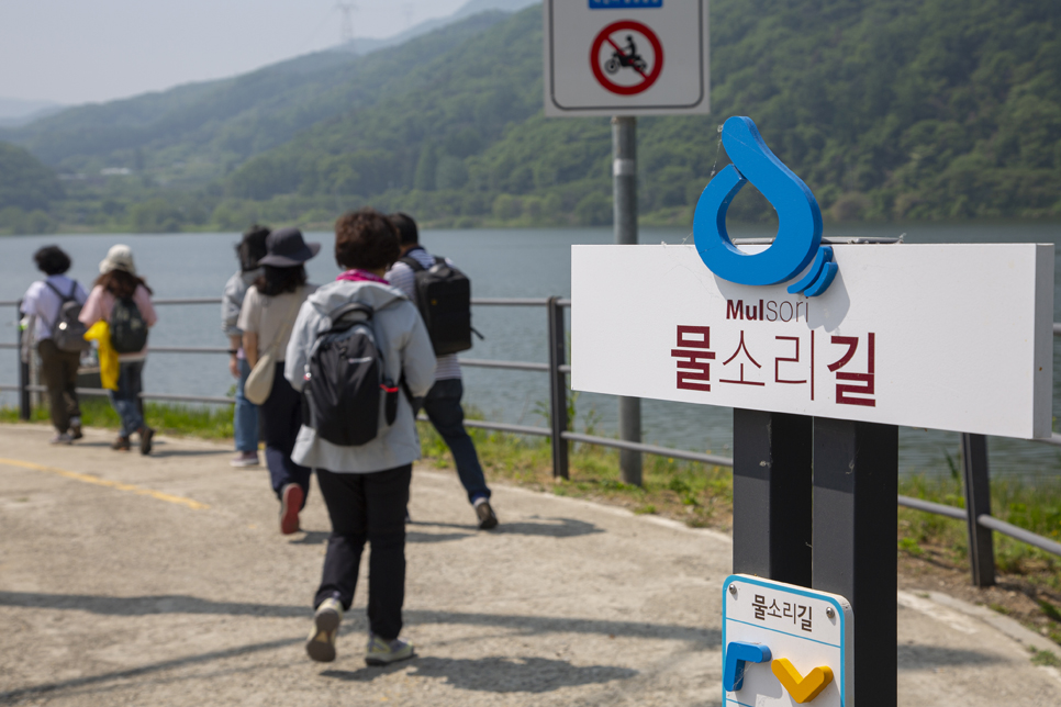 물소리길은 남한강과 북한강의 맑은 물과 자연의 소리에 흠뻑 빠질 수 있는 길입니다.